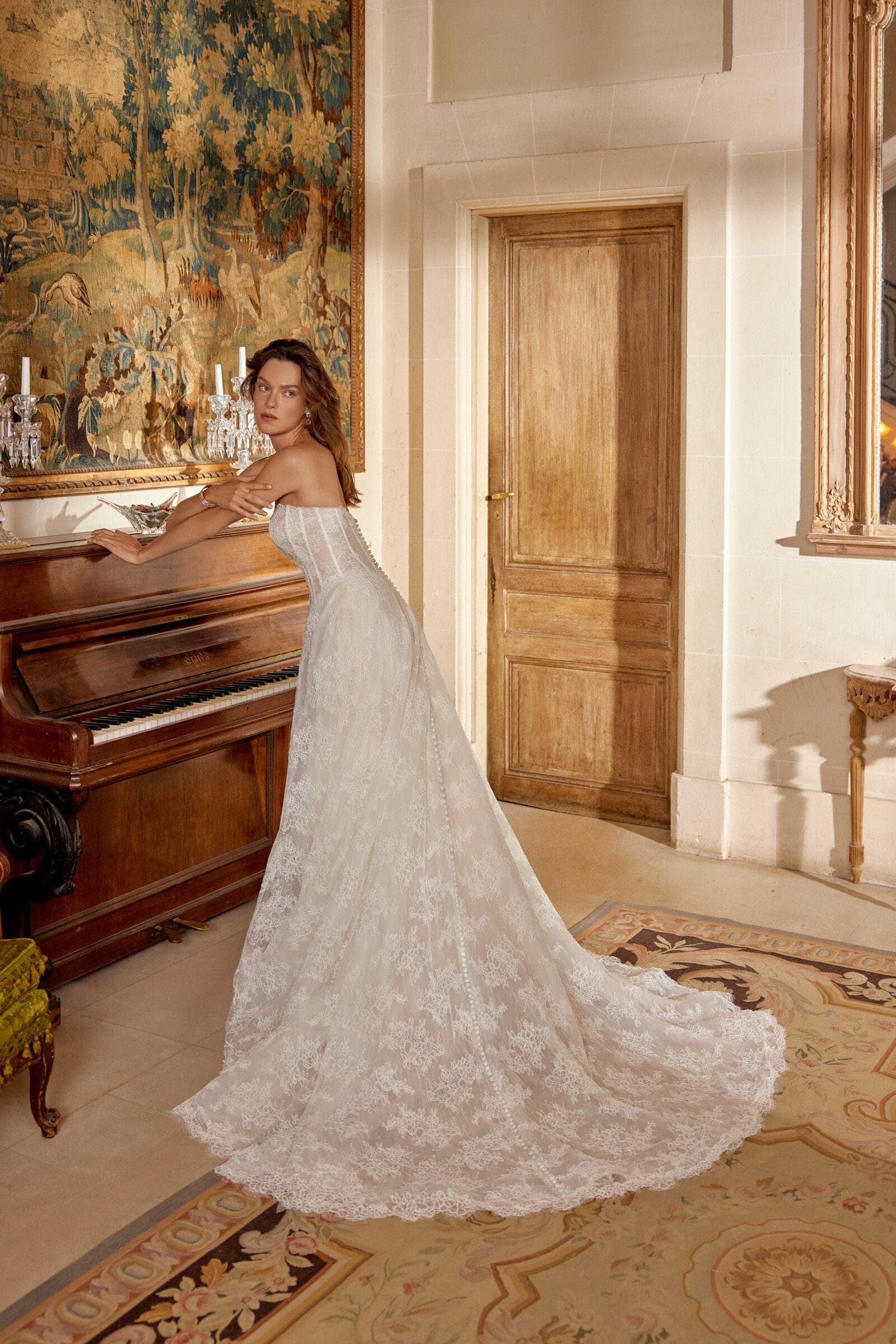 Abito da sposa Manuela Justin Alexander, vista posteriore — atelier Scuderi Spose Trapani