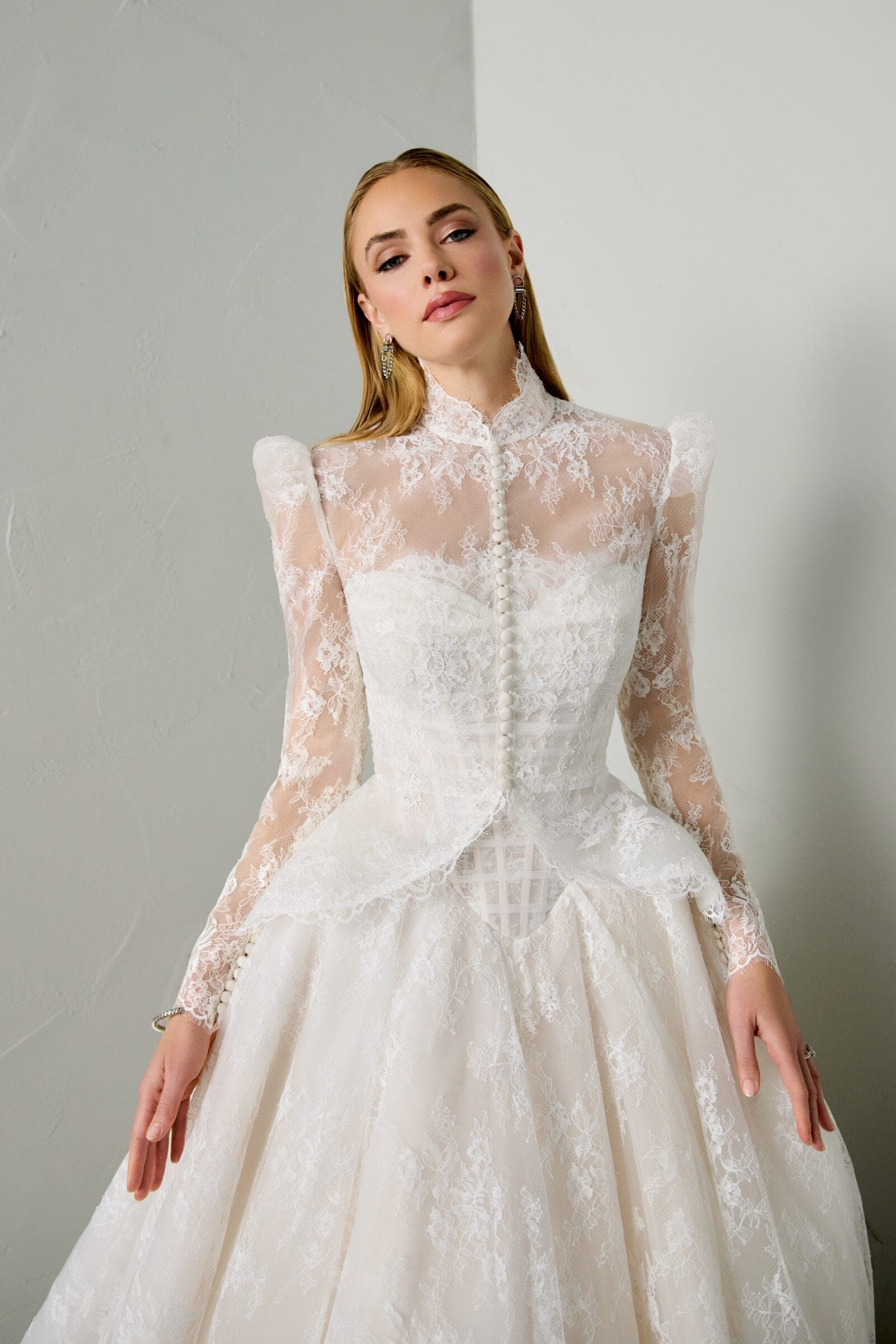 Abito da sposa Eris Justin Alexander Signature, dettaglio del corpetto — atelier Scuderi Spose Trapani