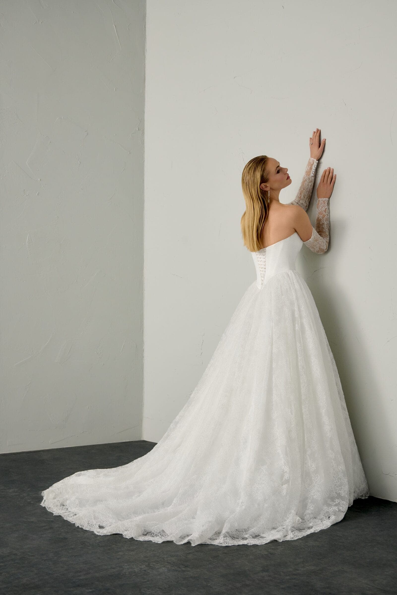 Abito da sposa Sable Justin Alexander Signature, vista posteriore — atelier Scuderi Spose Trapani